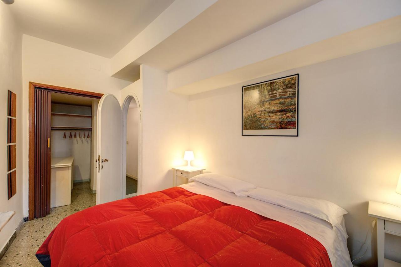 Rr Apartments Campo Dei Fiori Róma Kültér fotó