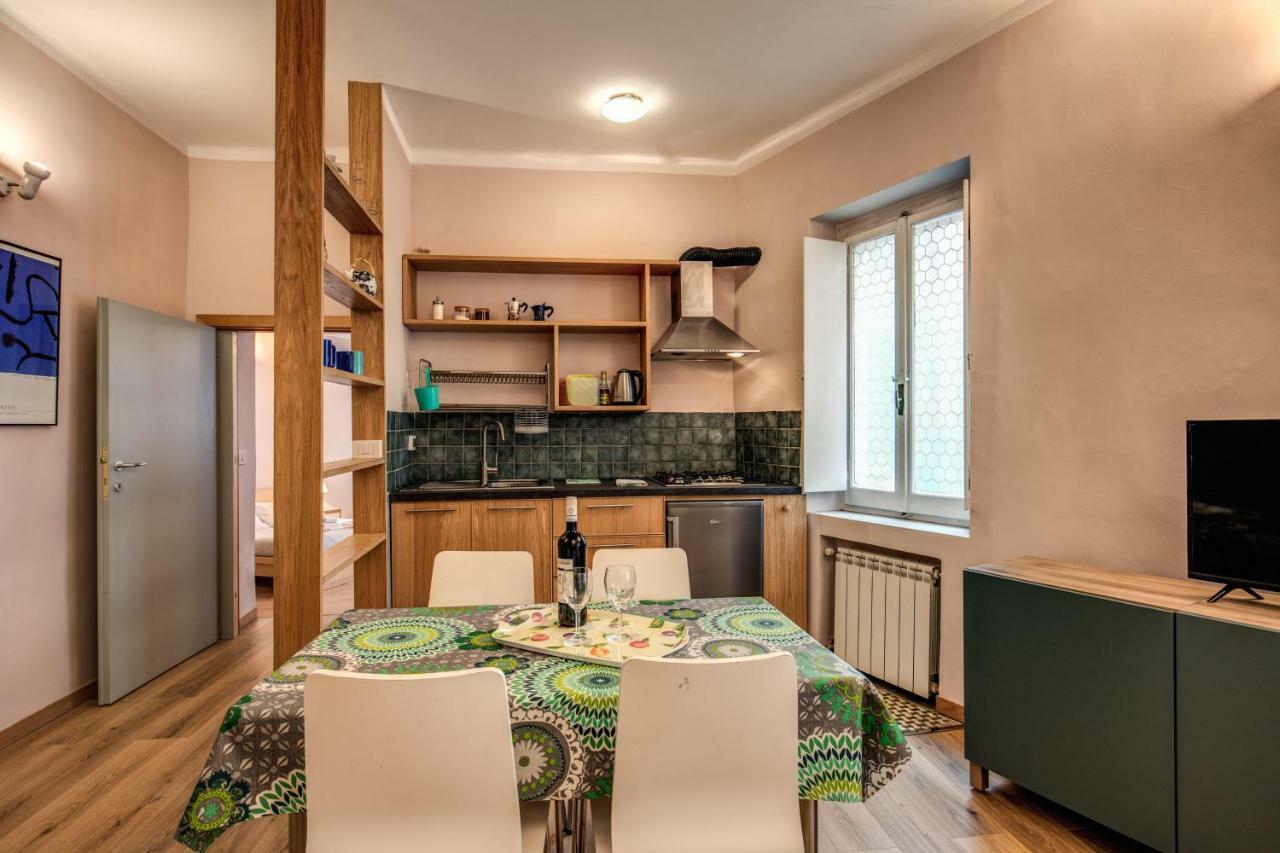 Rr Apartments Campo Dei Fiori Róma Kültér fotó