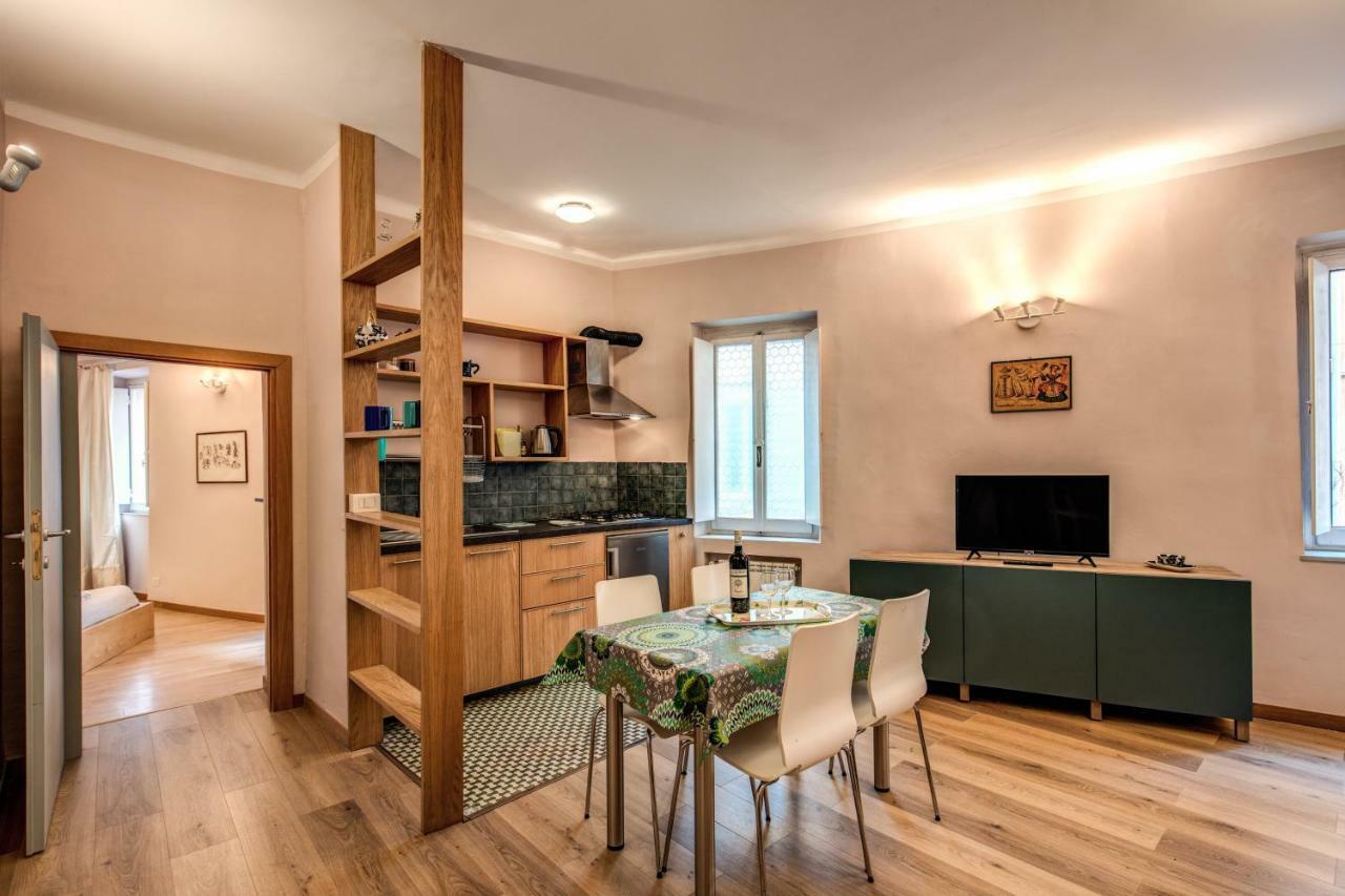 Rr Apartments Campo Dei Fiori Róma Kültér fotó